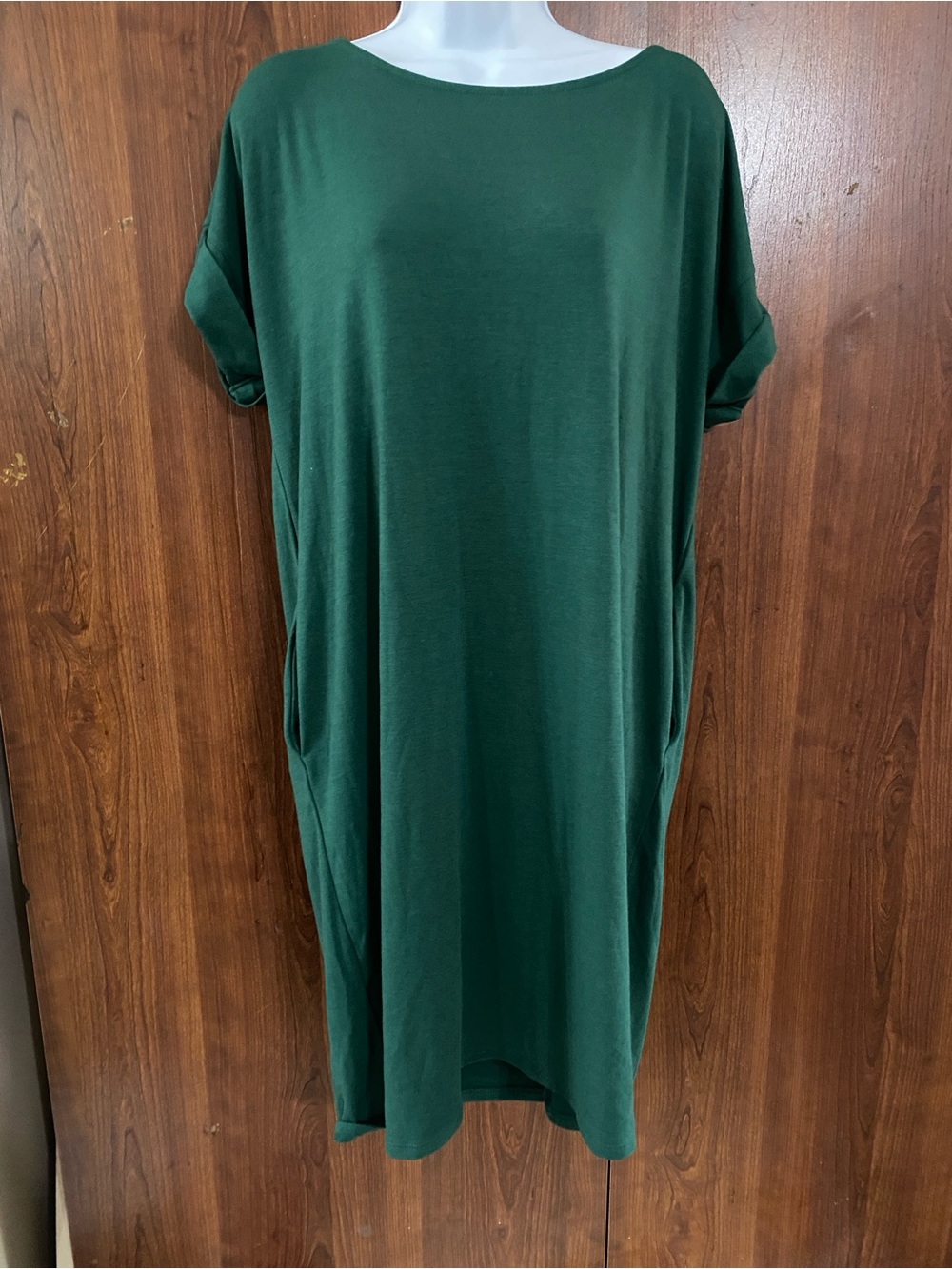 Relaxed Forest Green Women’s Dress with pockets